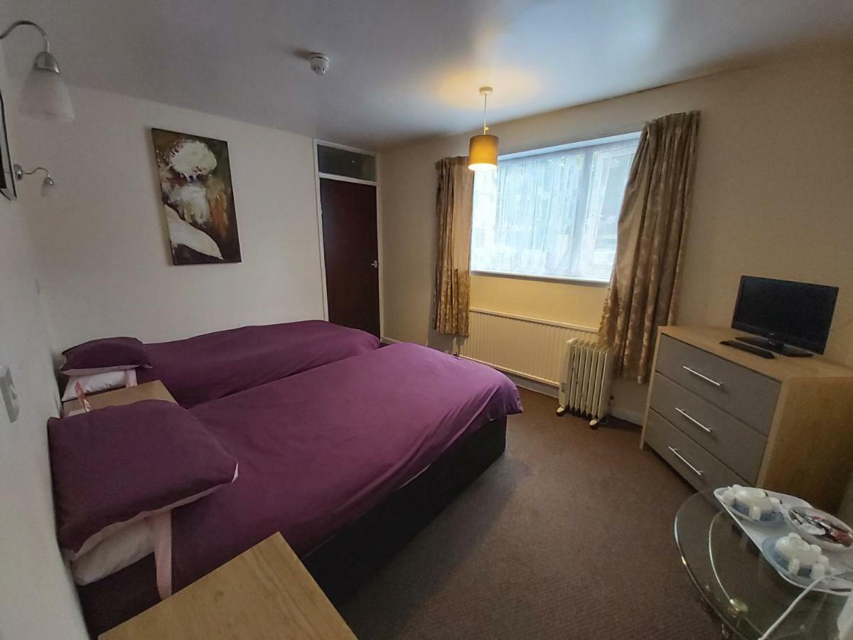 Charnwood Hotel สเกคเนส ภายนอก รูปภาพ